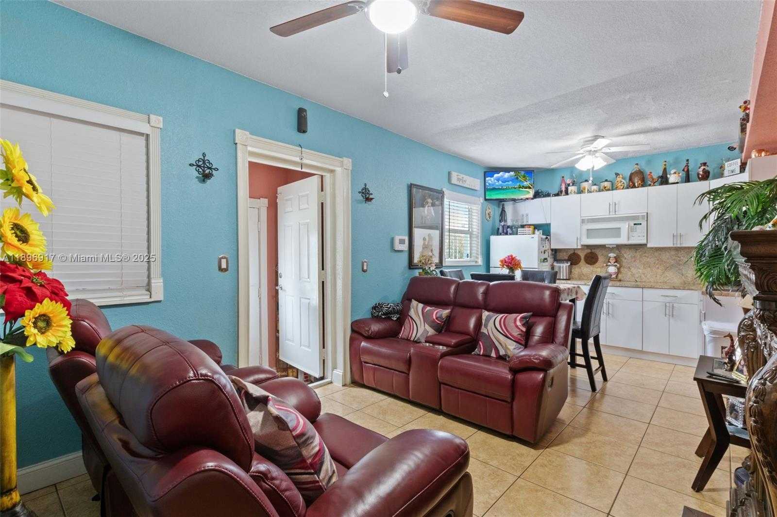 Small Image of Miami Gardens Number 8