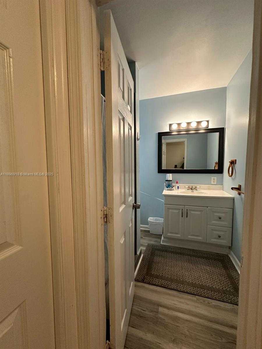 Small Image of 131 CAROLINA AVE, Fort Lauderdale Number 14