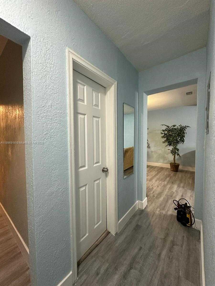 Small Image of 131 CAROLINA AVE, Fort Lauderdale Number 17