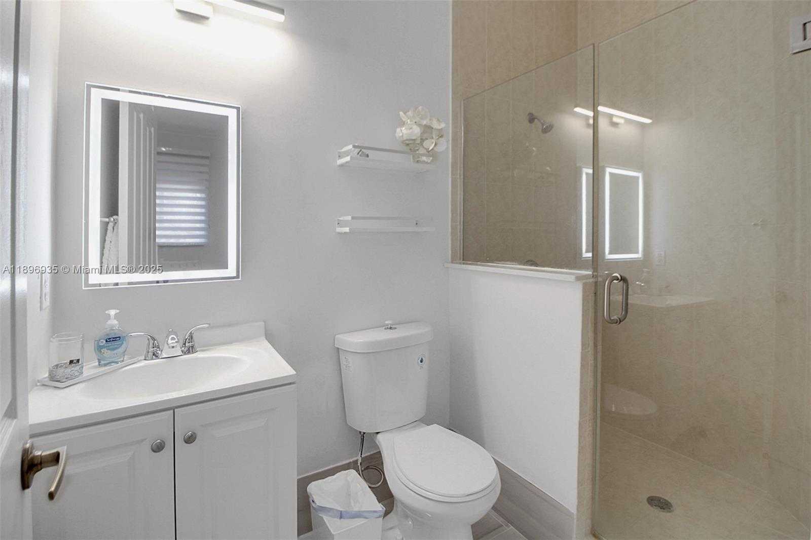 Small Image of 18968 SOUTH WEST 80TH CT, Cutler Bay Number 21