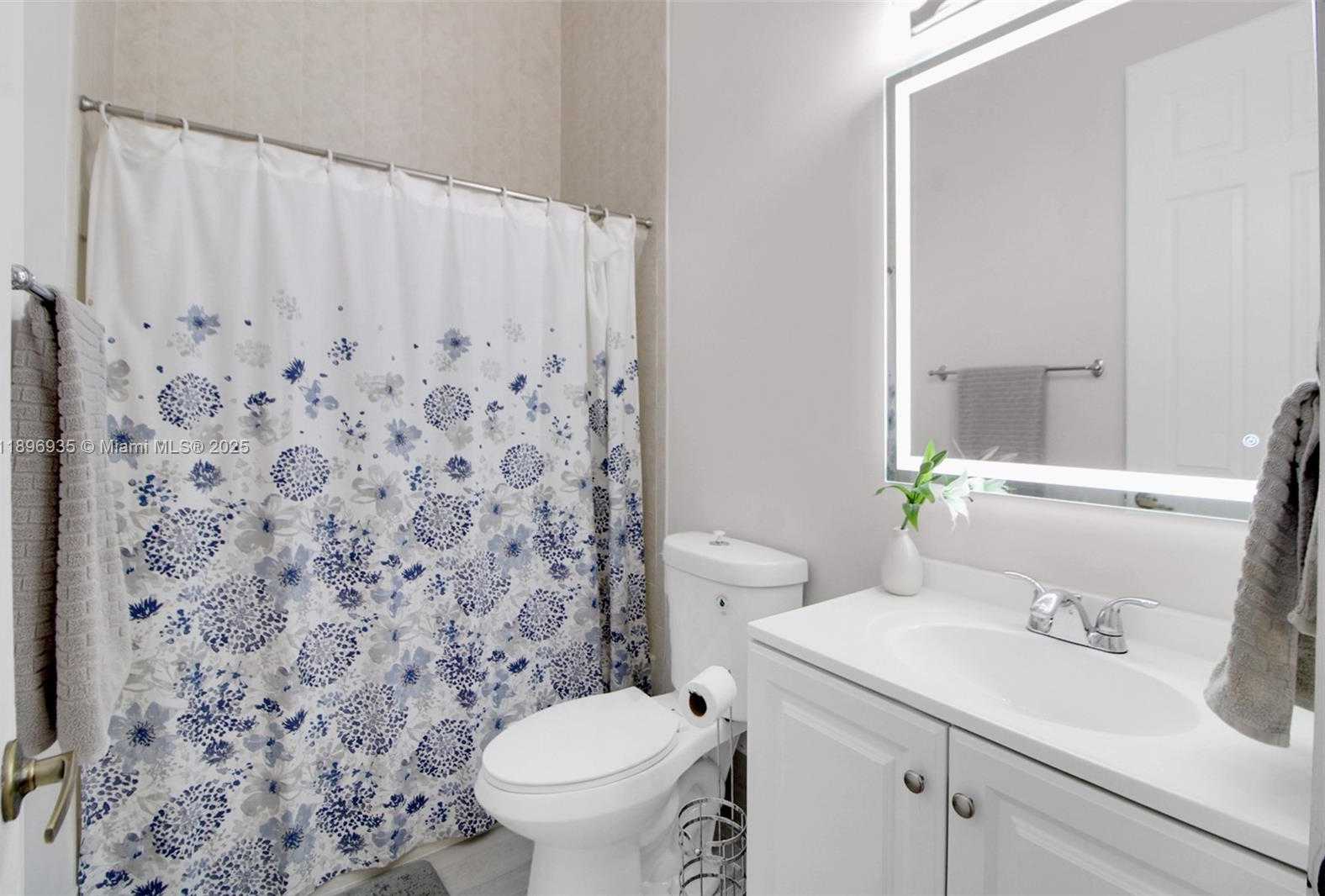 Small Image of 18968 SOUTH WEST 80TH CT, Cutler Bay Number 24