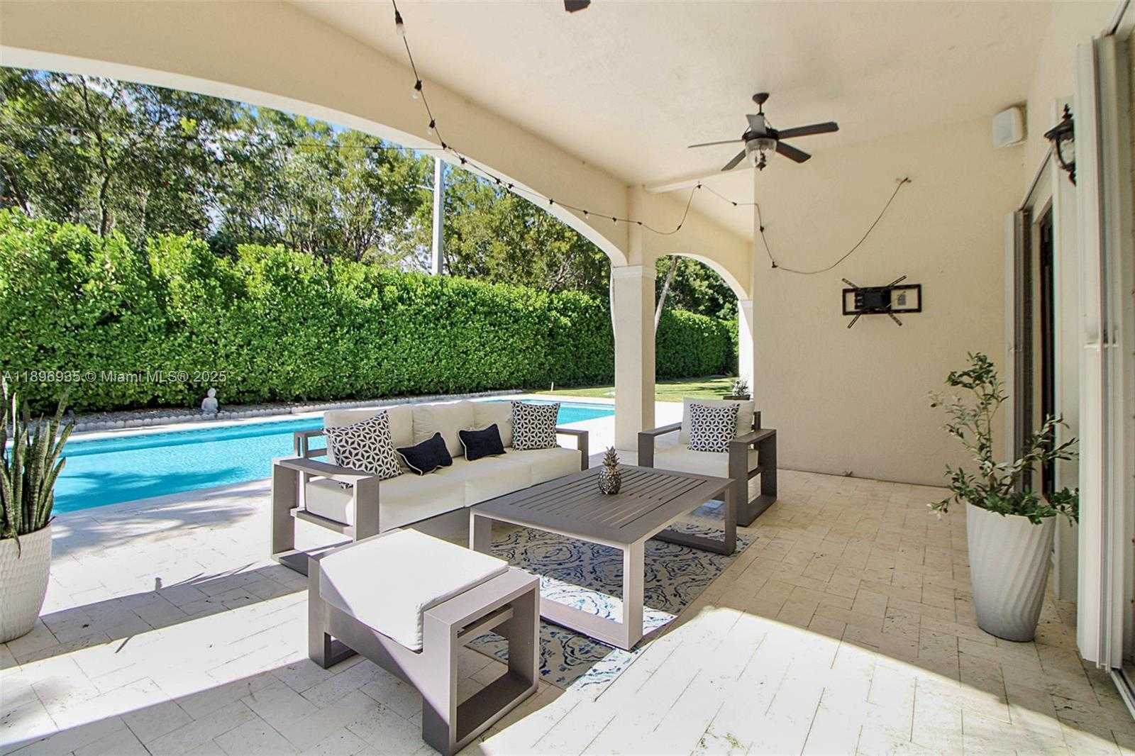 Small Image of 18968 SOUTH WEST 80TH CT, Cutler Bay Number 34
