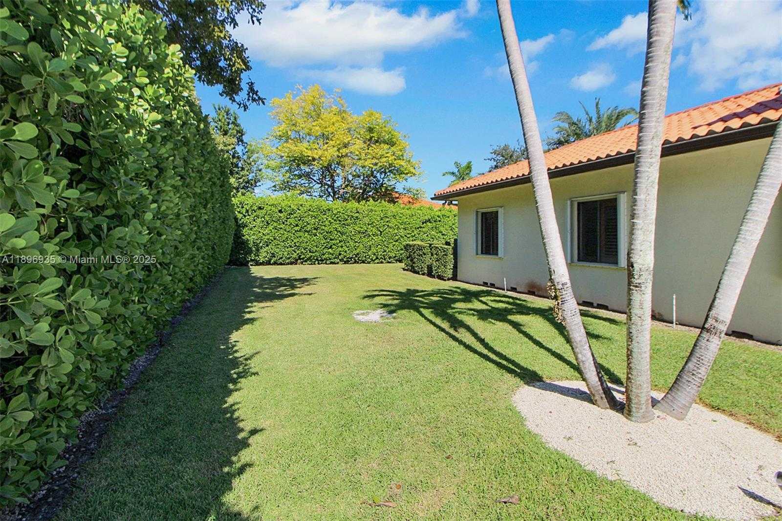 Small Image of 18968 SOUTH WEST 80TH CT, Cutler Bay Number 42