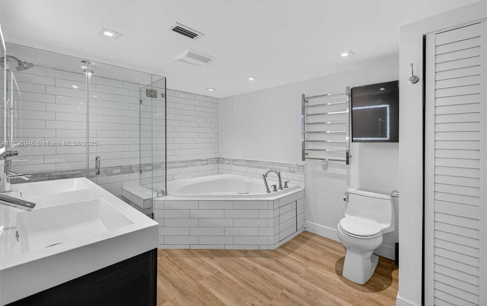 Small Image of 2524 MARATHON LN, Fort Lauderdale Number 27