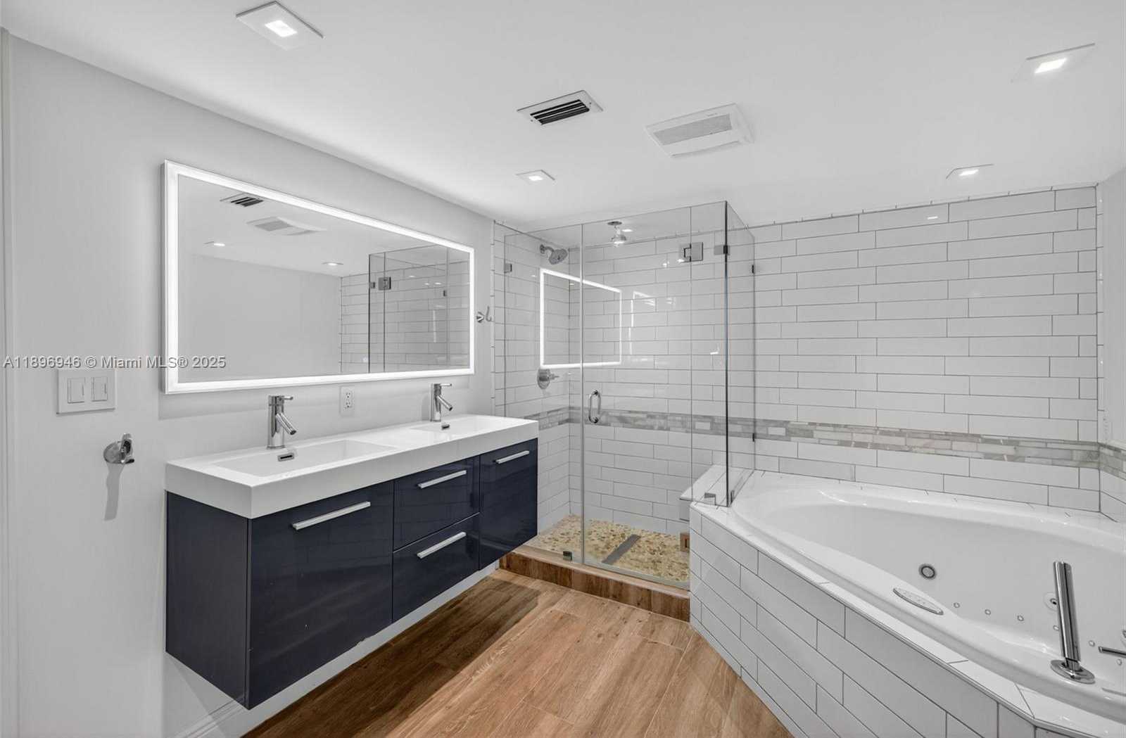 Small Image of 2524 MARATHON LN, Fort Lauderdale Number 28