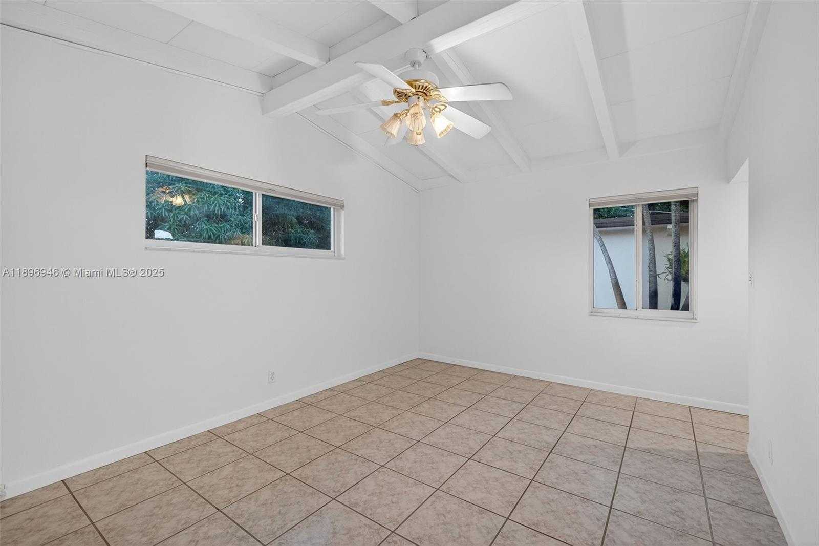 Small Image of 2524 MARATHON LN, Fort Lauderdale Number 38