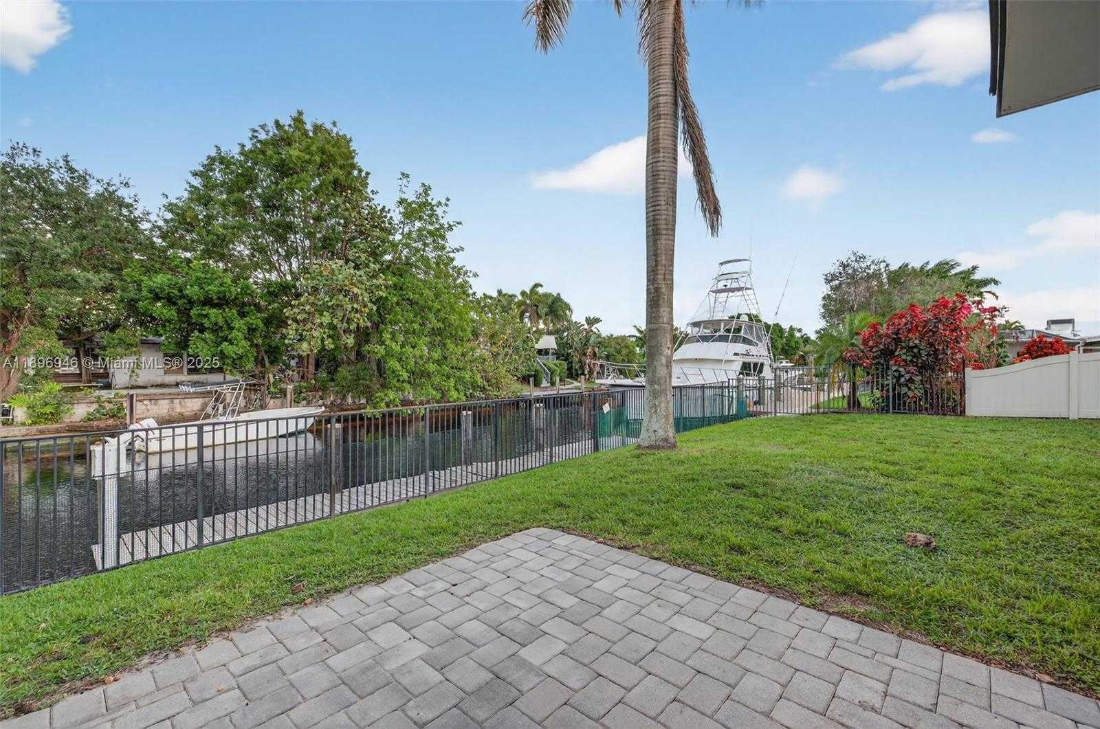 Small Image of 2524 MARATHON LN, Fort Lauderdale Number 45