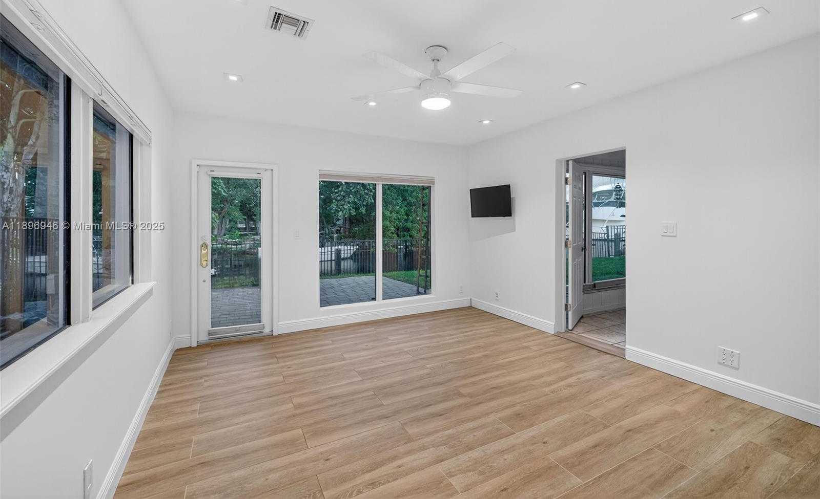 Small Image of 2524 MARATHON LN, Fort Lauderdale Number 5