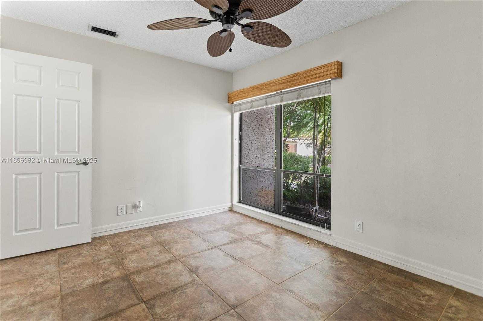 Small Image of 10410 SOUTH WEST 50TH PL, Cooper City Number 33