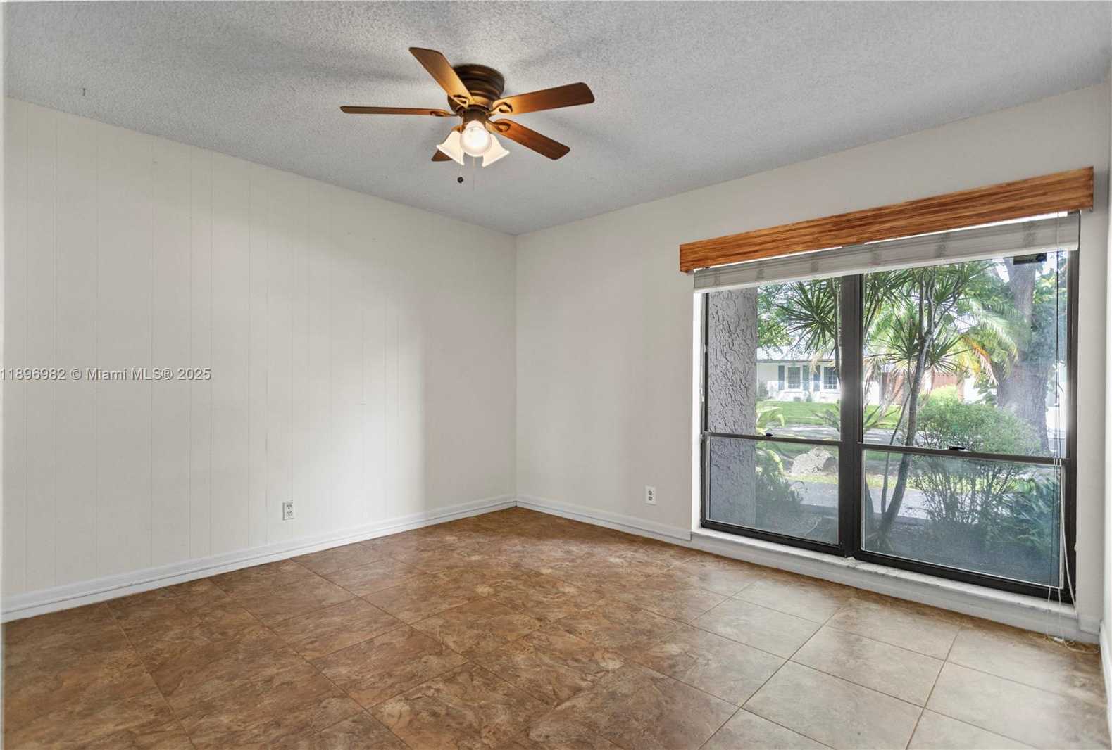 Small Image of 10410 SOUTH WEST 50TH PL, Cooper City Number 37