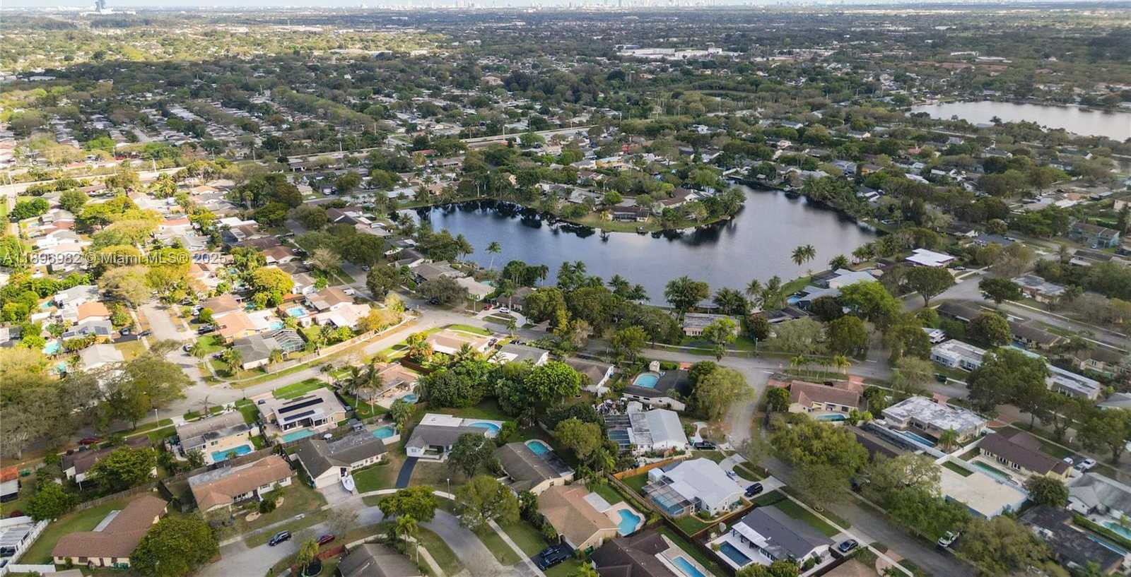 Small Image of 10410 SOUTH WEST 50TH PL, Cooper City Number 71