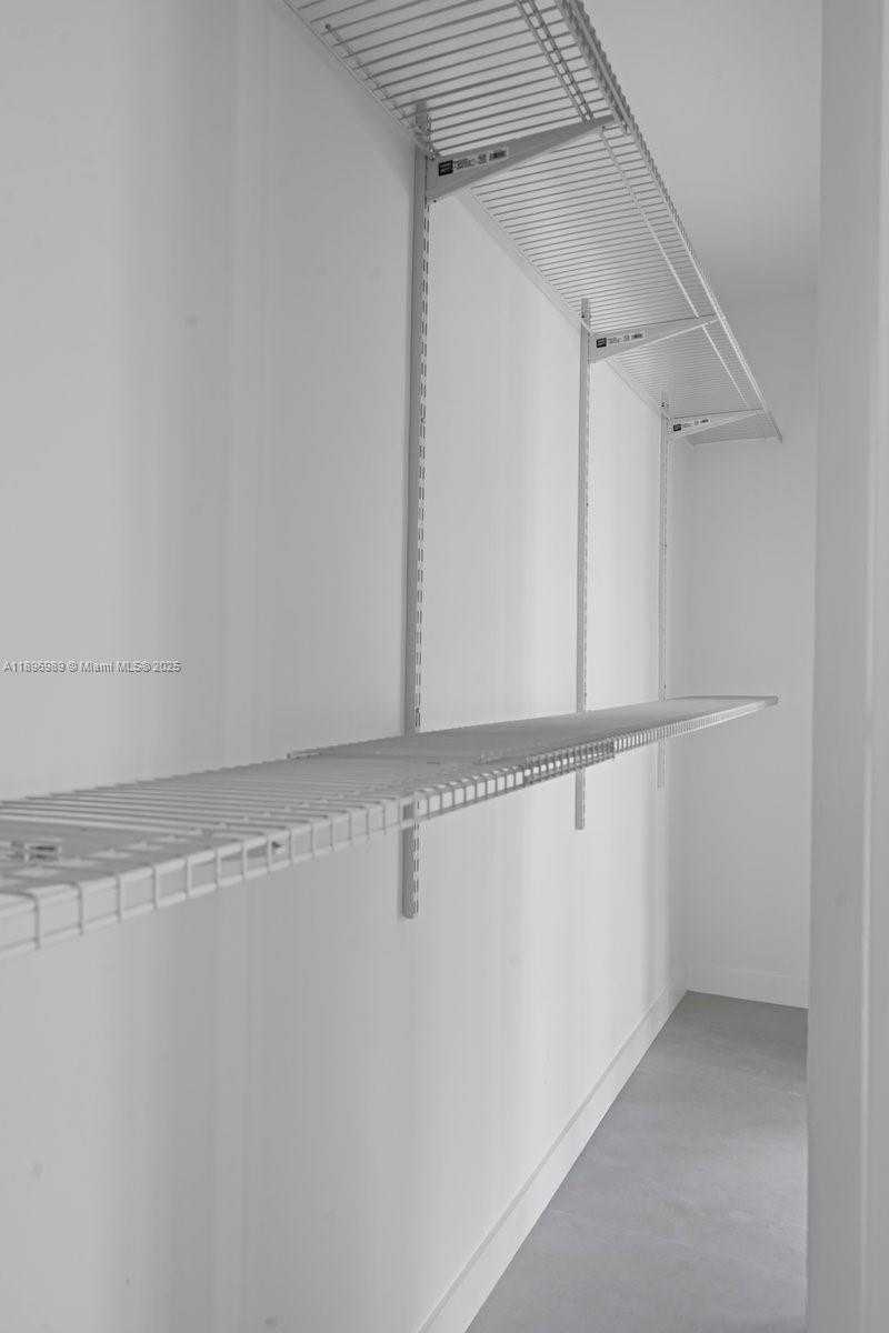 Small Image of 841 SOUTH EAST 11TH PL, Hialeah Number 22