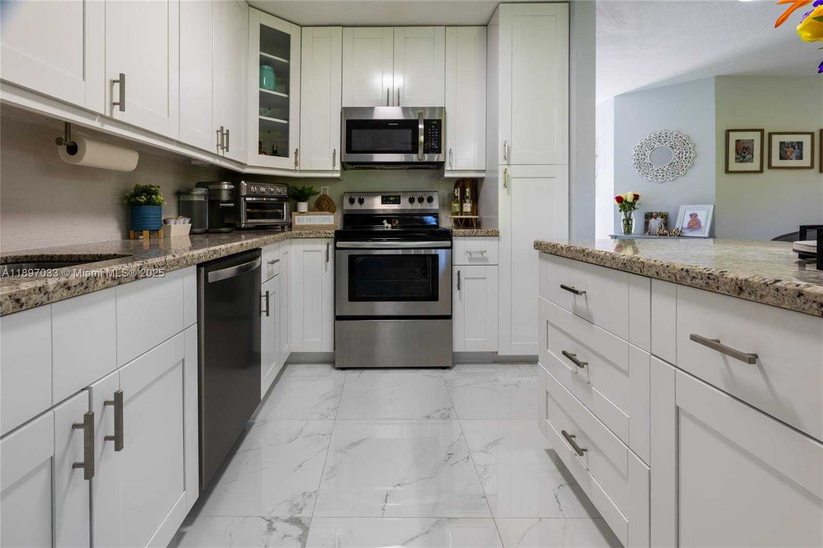 Small Image of 11381 SOUTH WEST 247TH TER, Homestead Number 14