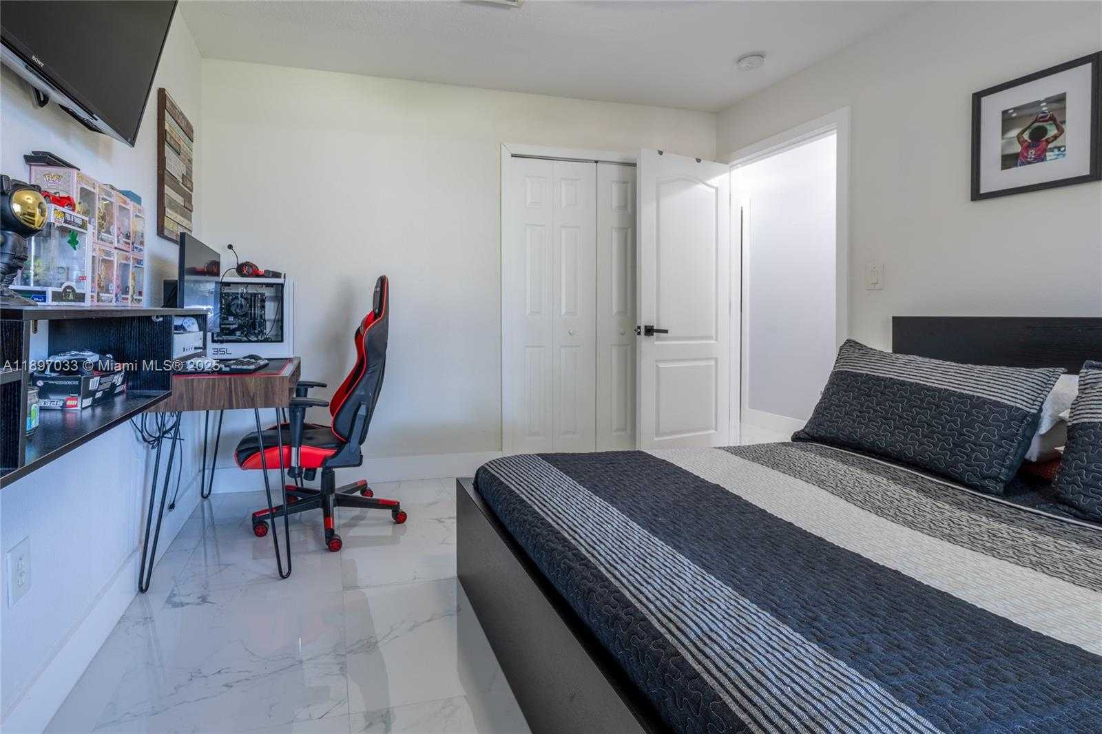 Small Image of 11381 SOUTH WEST 247TH TER, Homestead Number 20