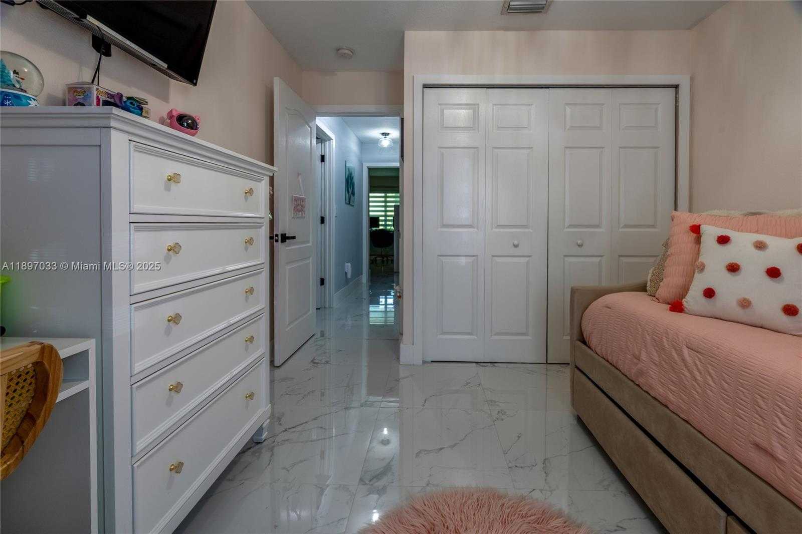 Small Image of 11381 SOUTH WEST 247TH TER, Homestead Number 24