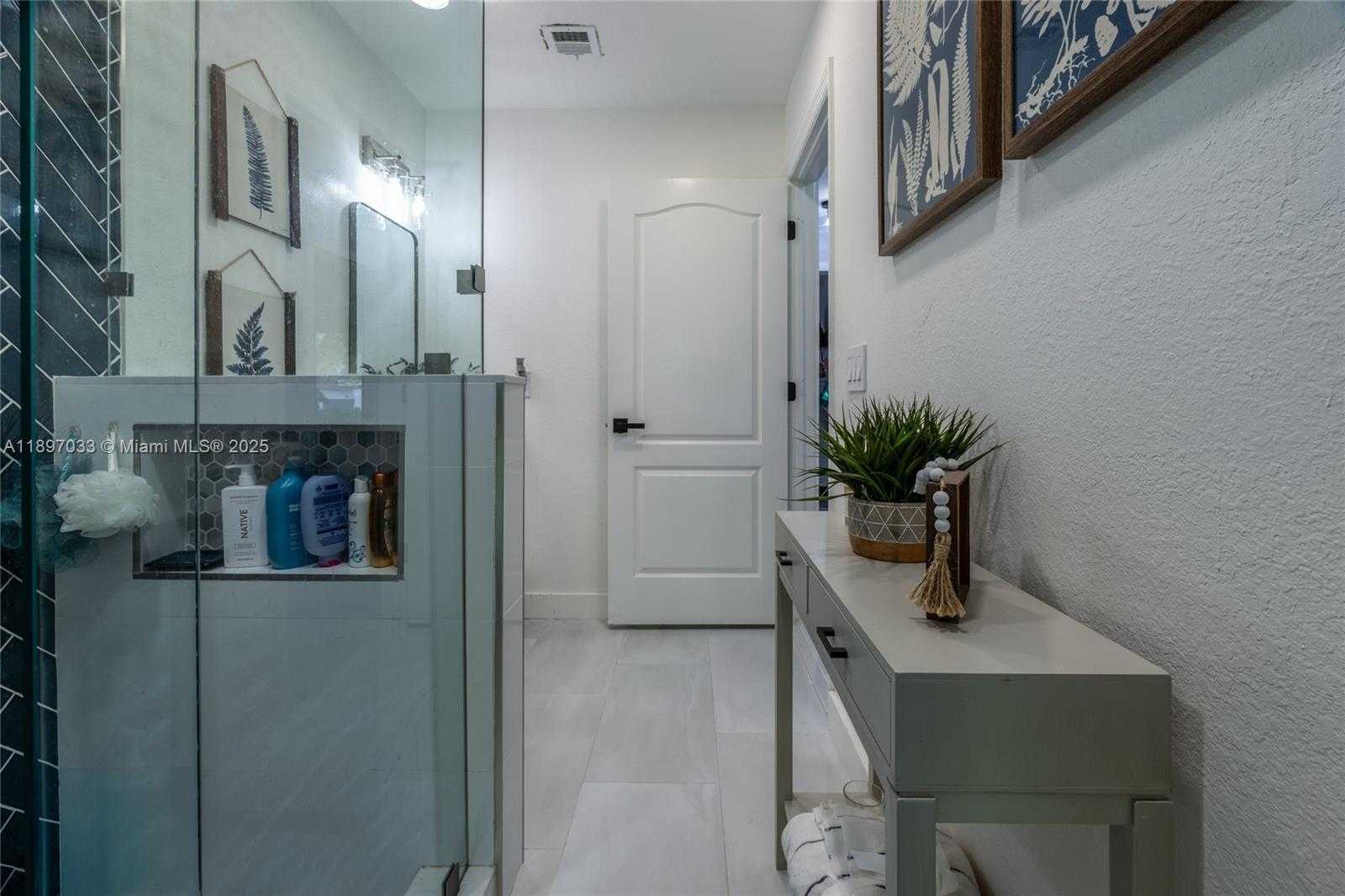 Small Image of 11381 SOUTH WEST 247TH TER, Homestead Number 27