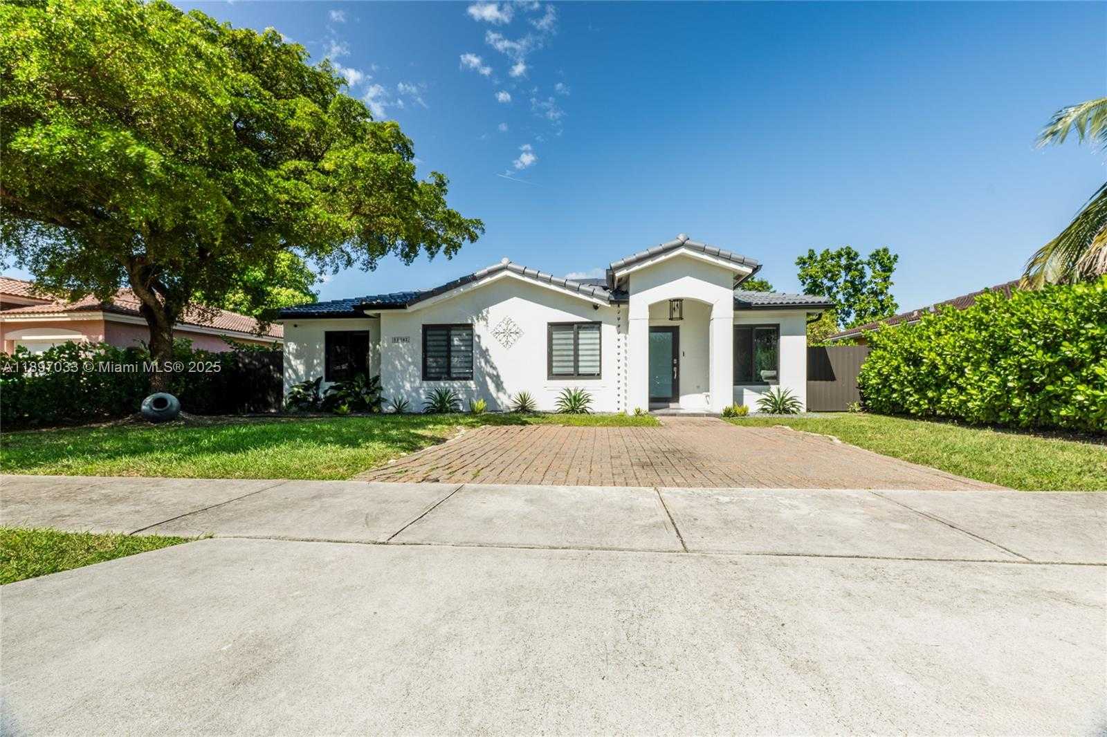 Small Image of 11381 SOUTH WEST 247TH TER, Homestead Number 3