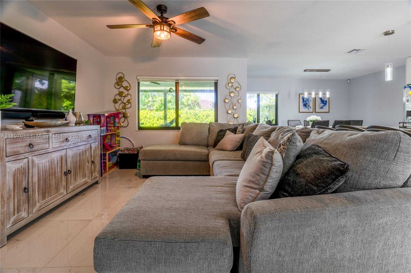 Small Image of 11381 SOUTH WEST 247TH TER, Homestead Number 9