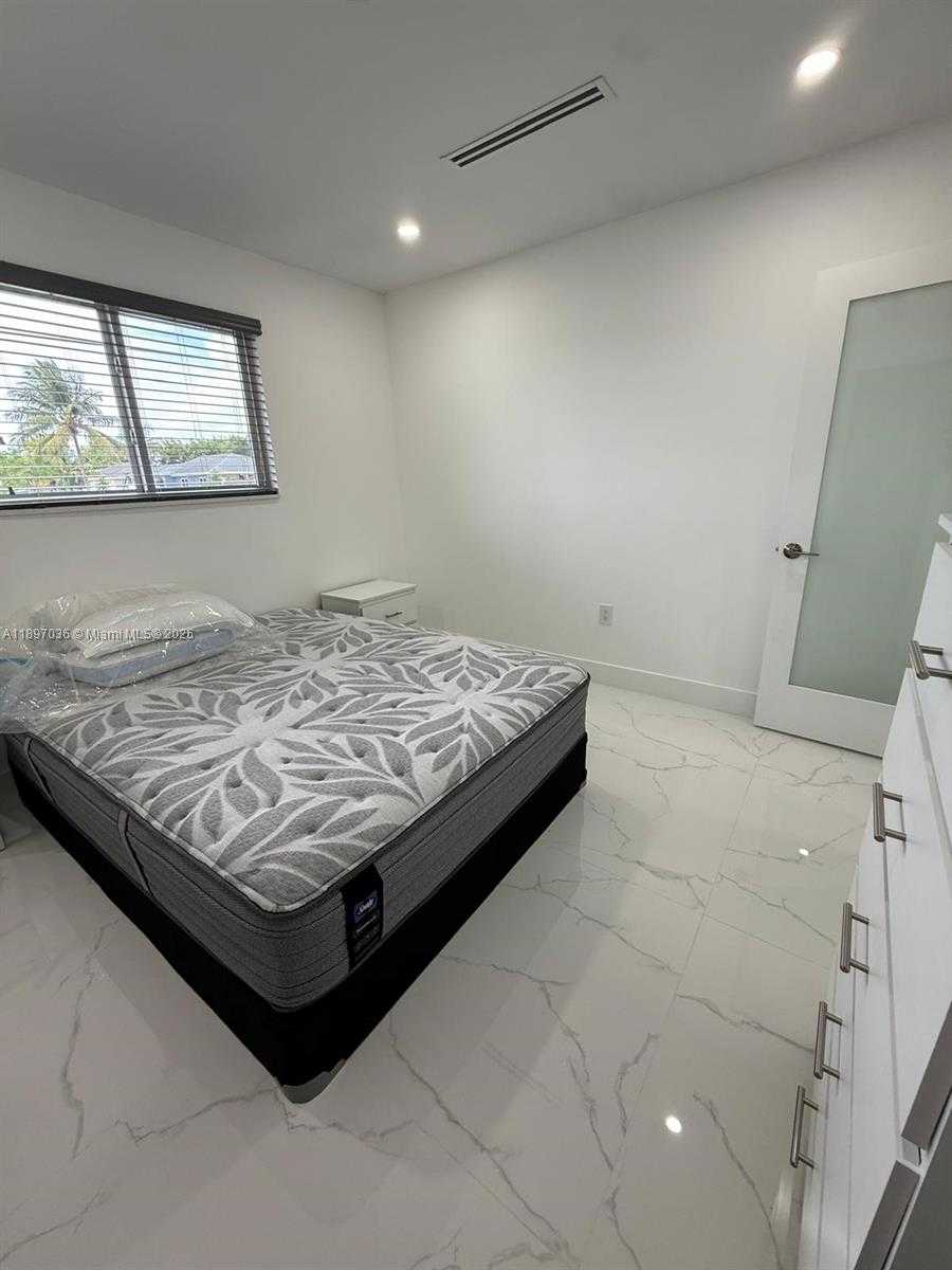 Small Image of 12840 SOUTH WEST 268TH ST, Homestead Number 15