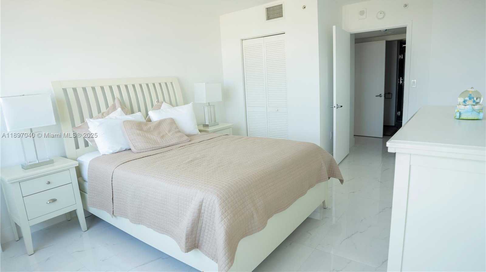 Small Image of 90 ALTON RD, Miami Beach Number 11