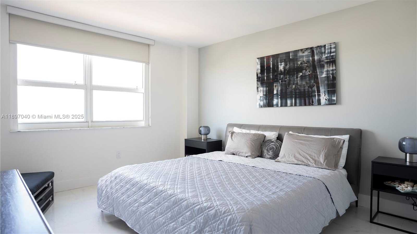 Small Image of 90 ALTON RD, Miami Beach Number 3