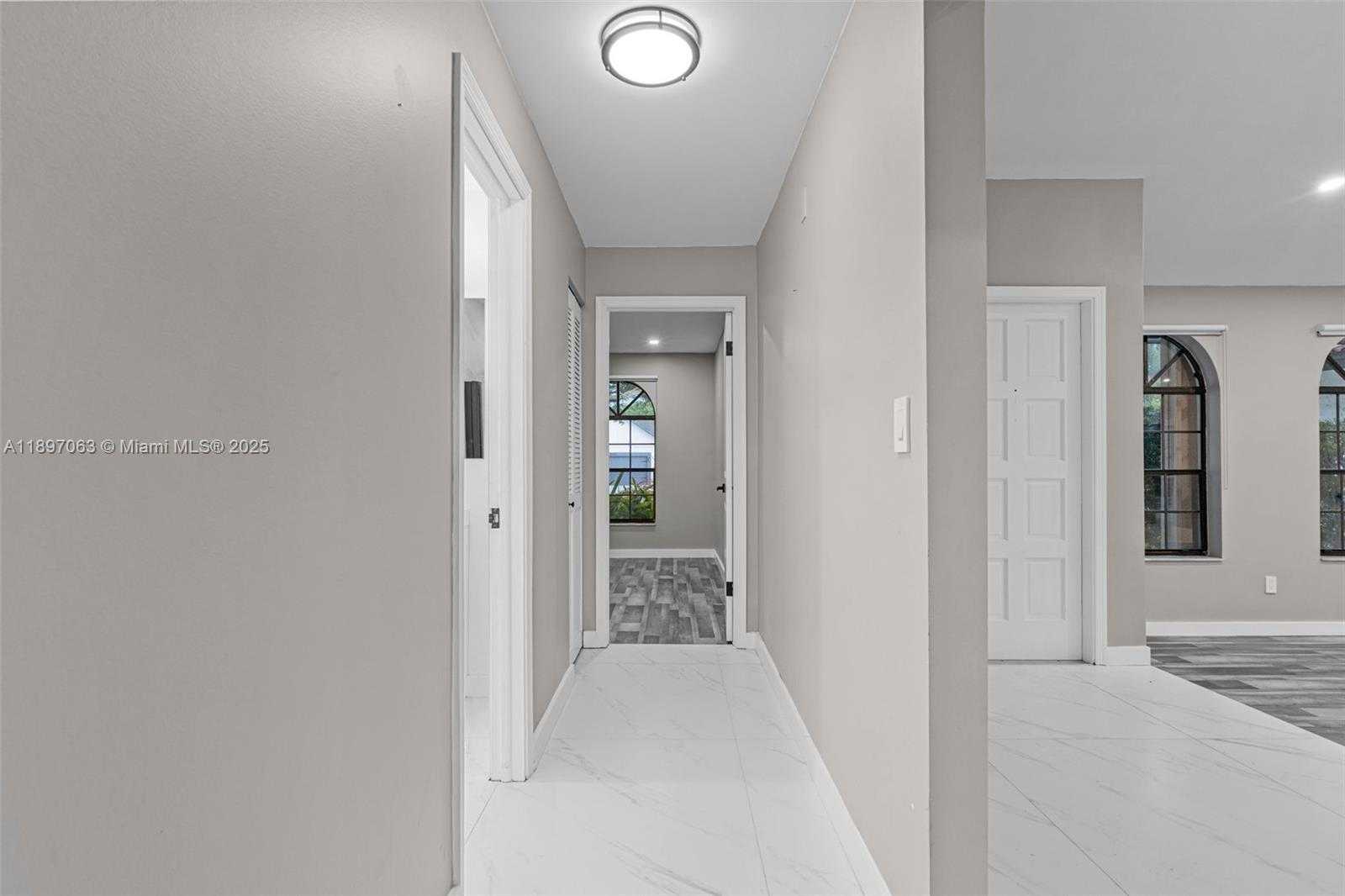 Small Image of 4490 SOUTH WEST 105TH AVE, Davie Number 22