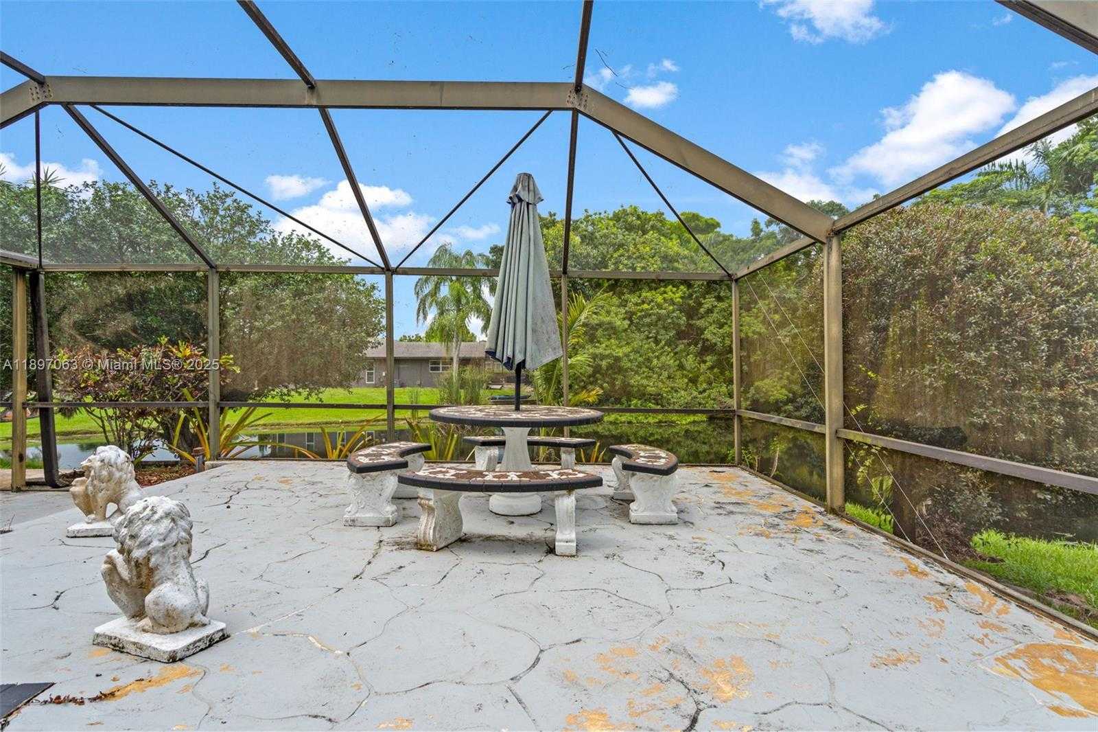 Small Image of 4490 SOUTH WEST 105TH AVE, Davie Number 49