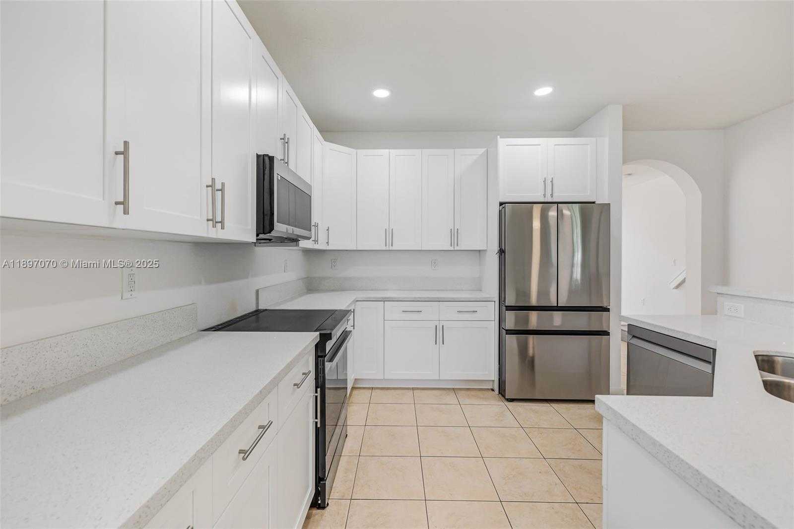 Small Image of 27381 SOUTH WEST 139 PL, Homestead Number 13