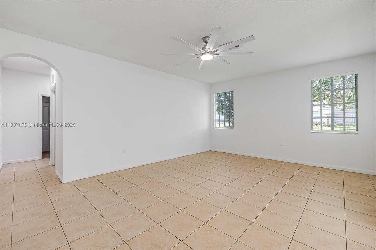 Small Image of 27381 SOUTH WEST 139 PL, Homestead Number 15