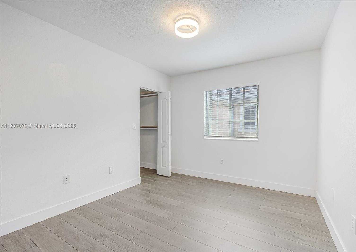Small Image of 27381 SOUTH WEST 139 PL, Homestead Number 39