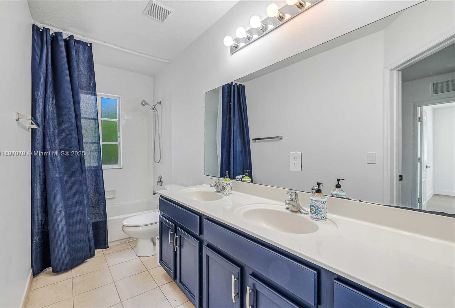 Small Image of 27381 SOUTH WEST 139 PL, Homestead Number 41