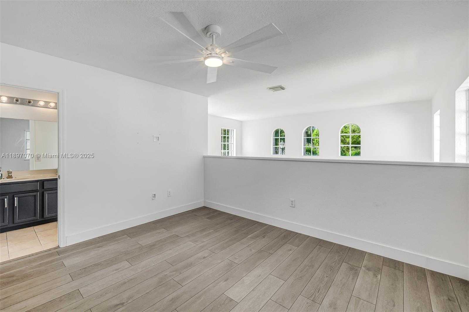 Small Image of 27381 SOUTH WEST 139 PL, Homestead Number 48