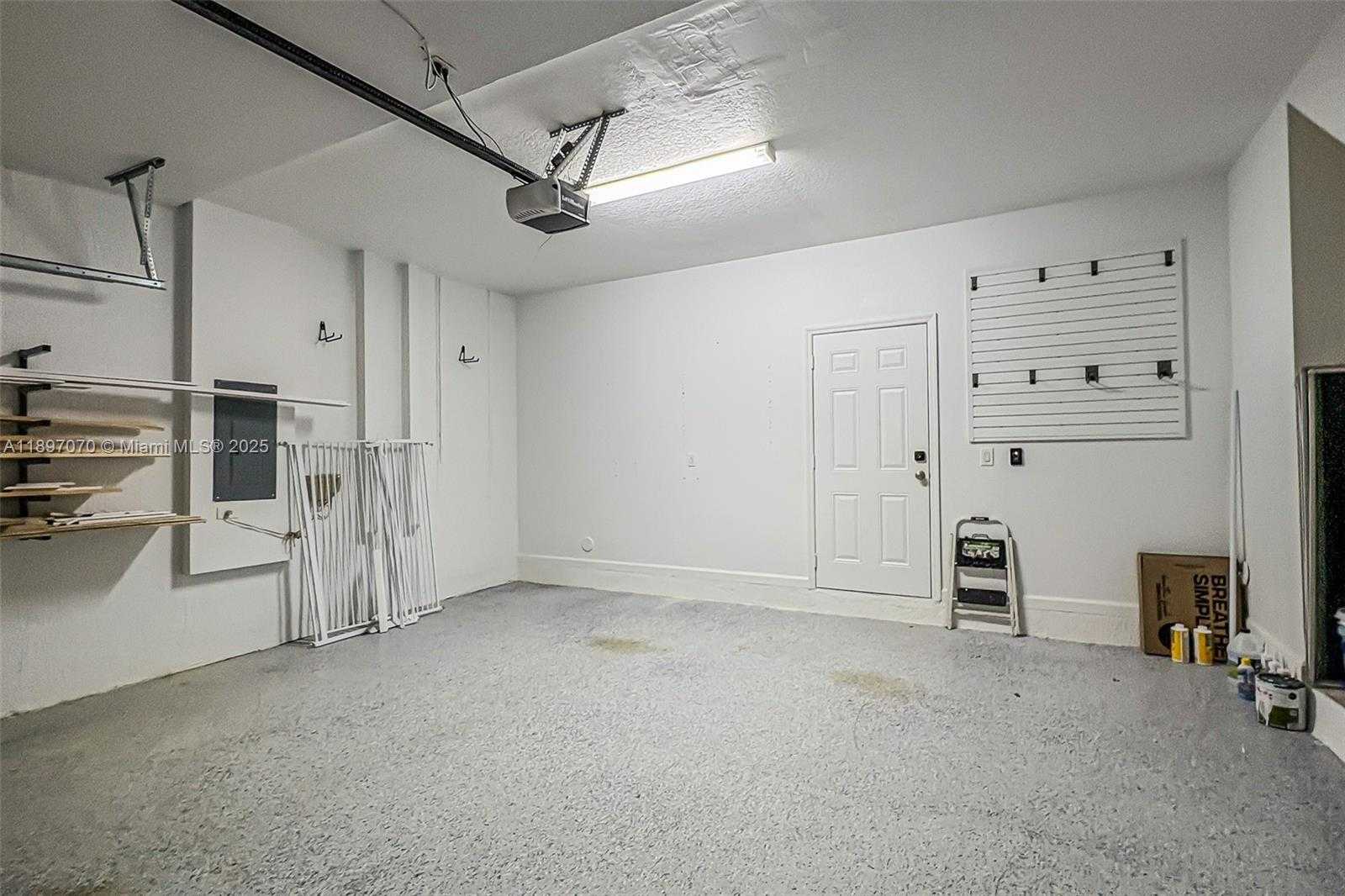 Small Image of 27381 SOUTH WEST 139 PL, Homestead Number 59