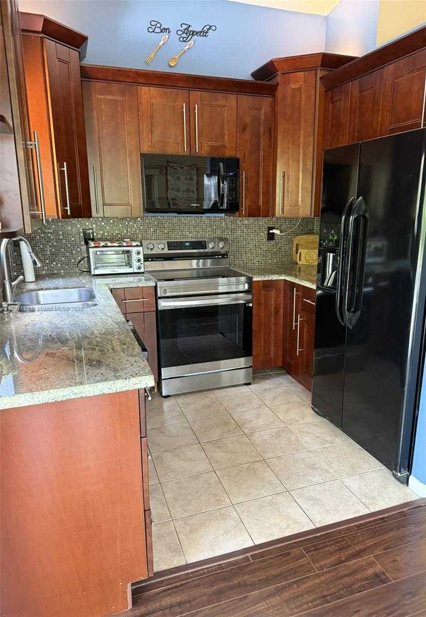 Small Image of 3422 NORTH WEST 78TH TER, Hollywood Number 10