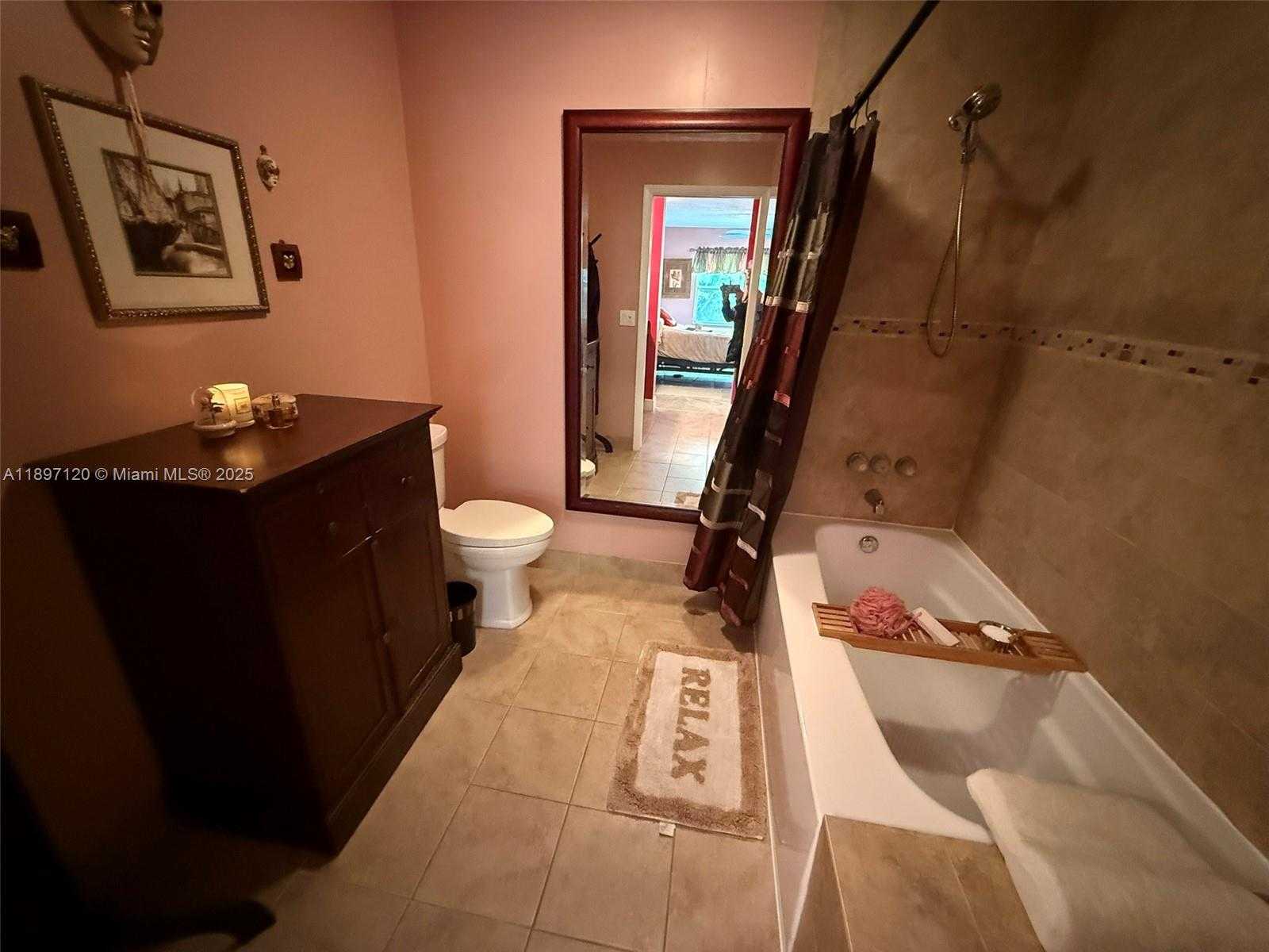 Small Image of 3422 NORTH WEST 78TH TER, Hollywood Number 17