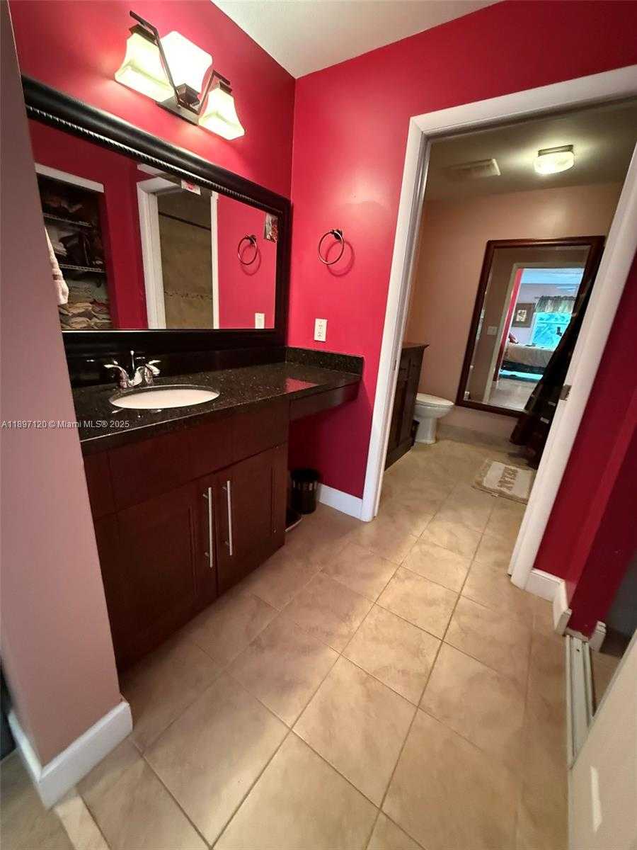 Small Image of 3422 NORTH WEST 78TH TER, Hollywood Number 18