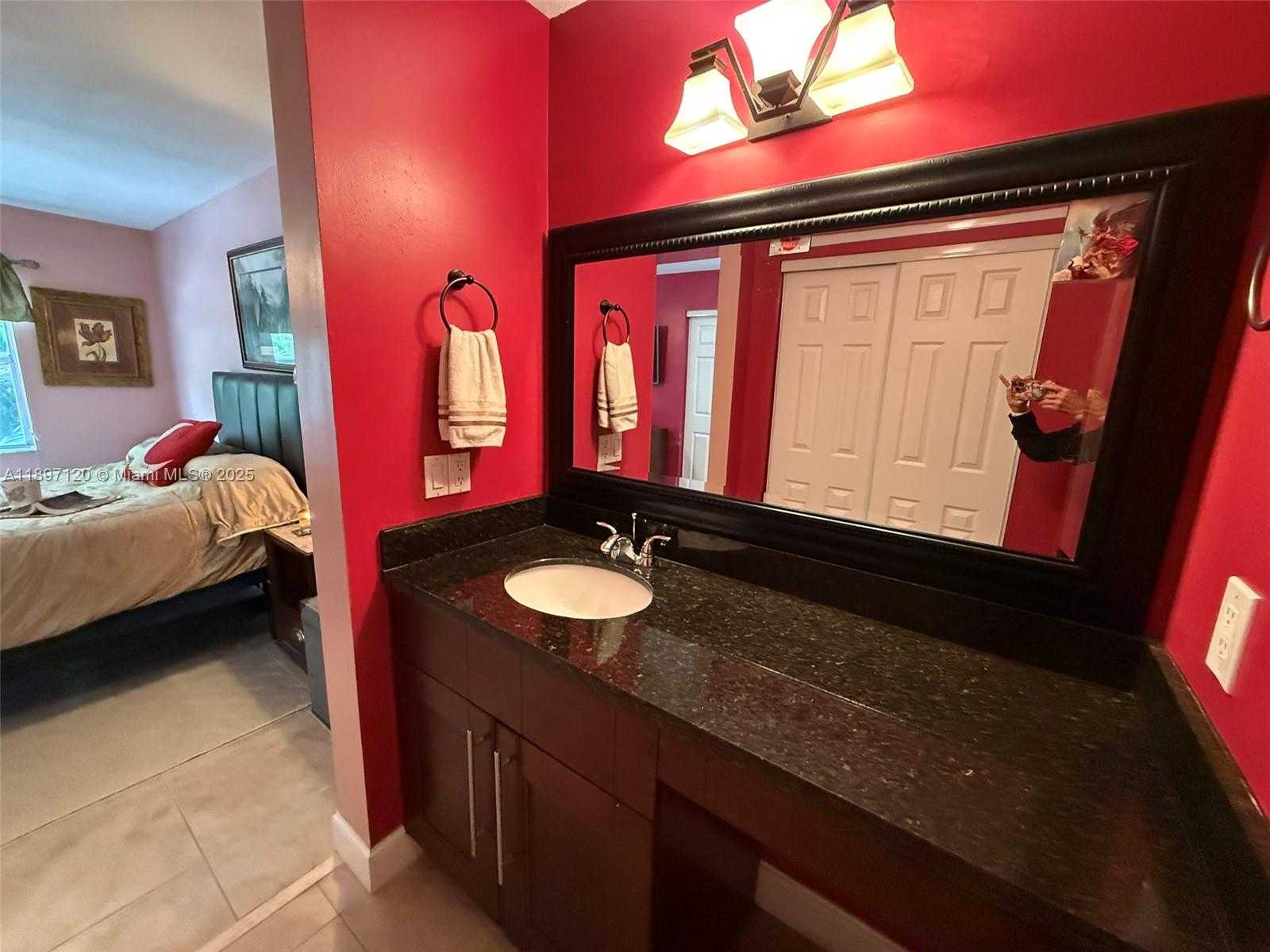 Small Image of 3422 NORTH WEST 78TH TER, Hollywood Number 19