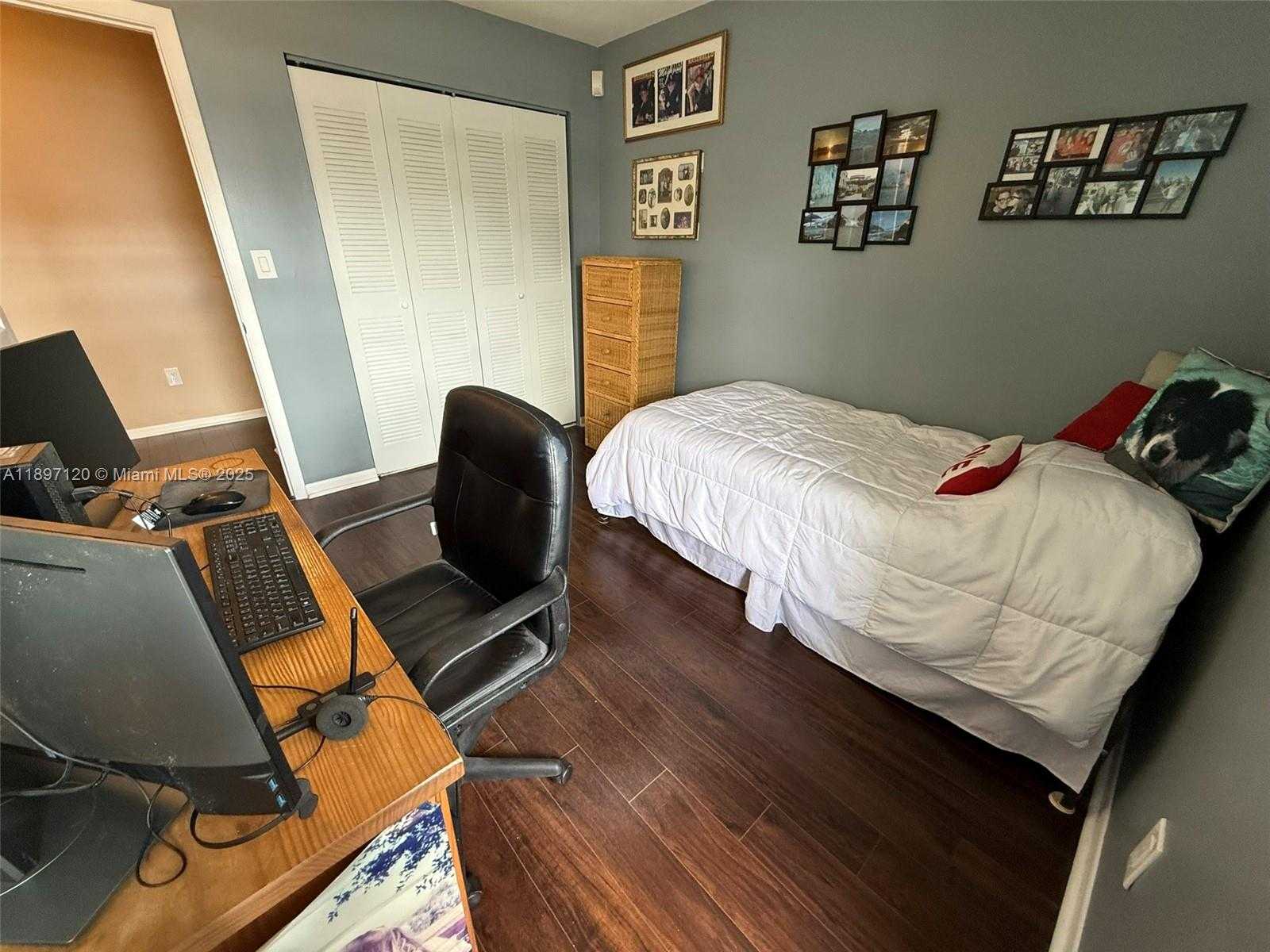 Small Image of 3422 NORTH WEST 78TH TER, Hollywood Number 25