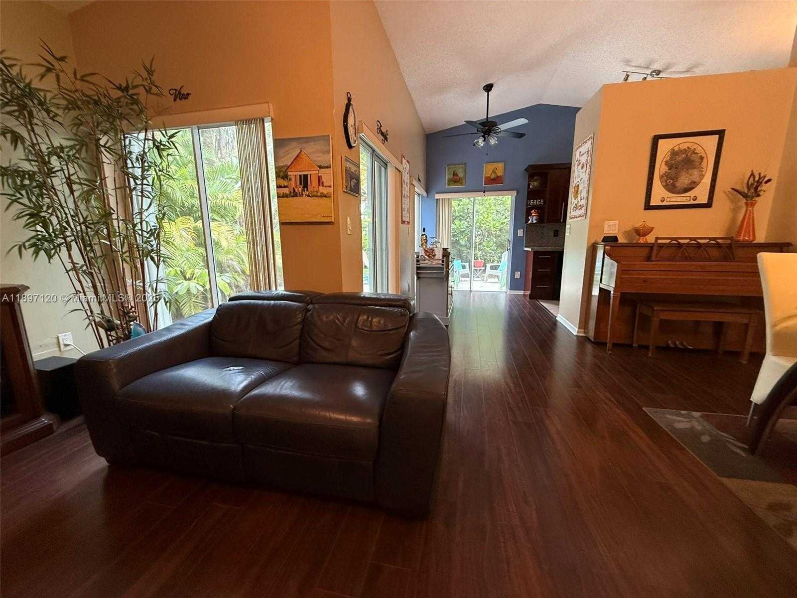 Small Image of 3422 NORTH WEST 78TH TER, Hollywood Number 6