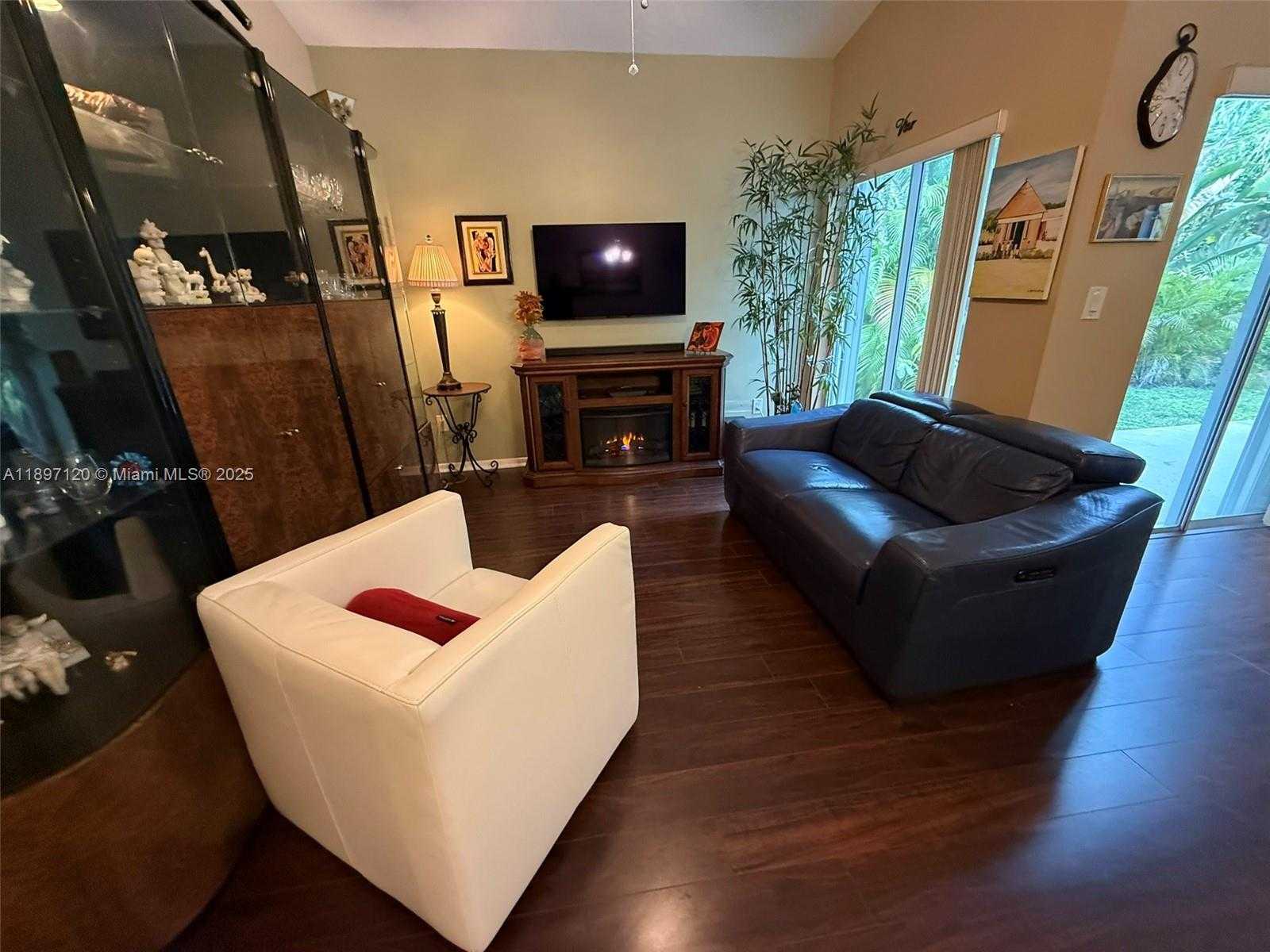 Small Image of 3422 NORTH WEST 78TH TER, Hollywood Number 8