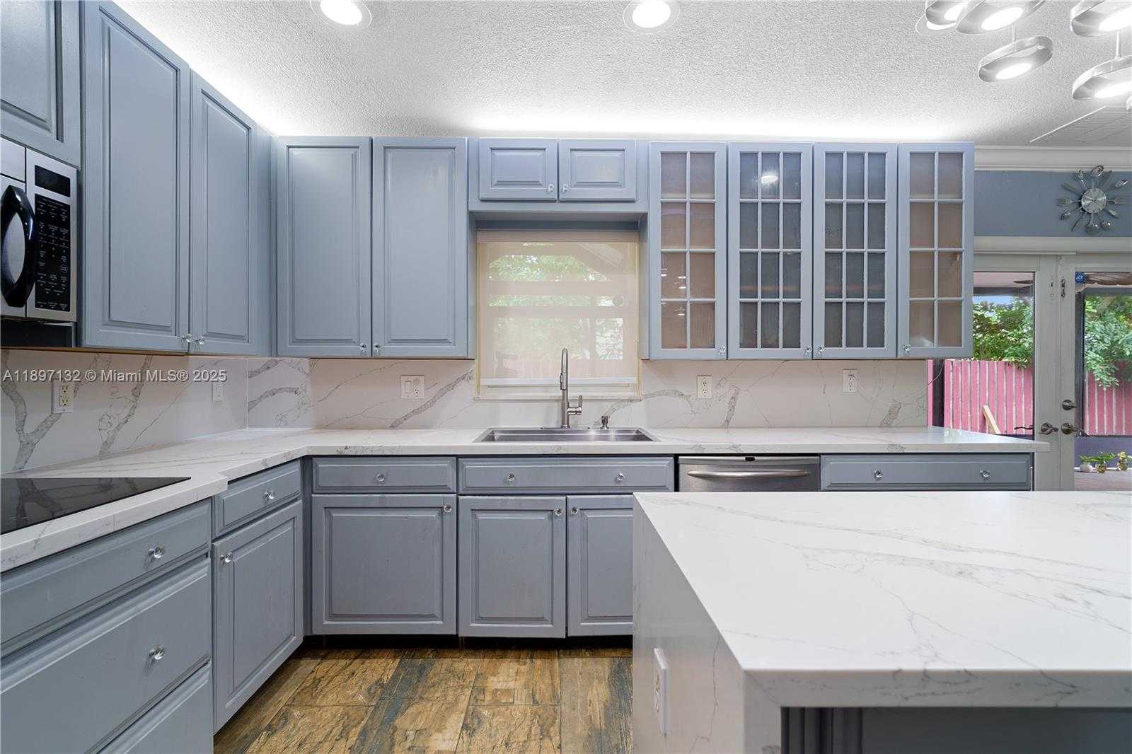 Small Image of 9701 SOUTH WEST 16TH ST, Pembroke Pines Number 12