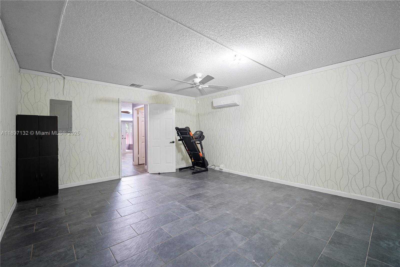 Small Image of 9701 SOUTH WEST 16TH ST, Pembroke Pines Number 21