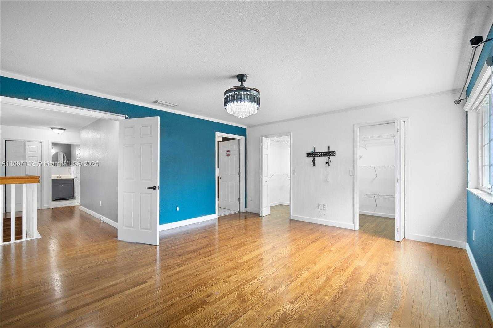 Small Image of 9701 SOUTH WEST 16TH ST, Pembroke Pines Number 27