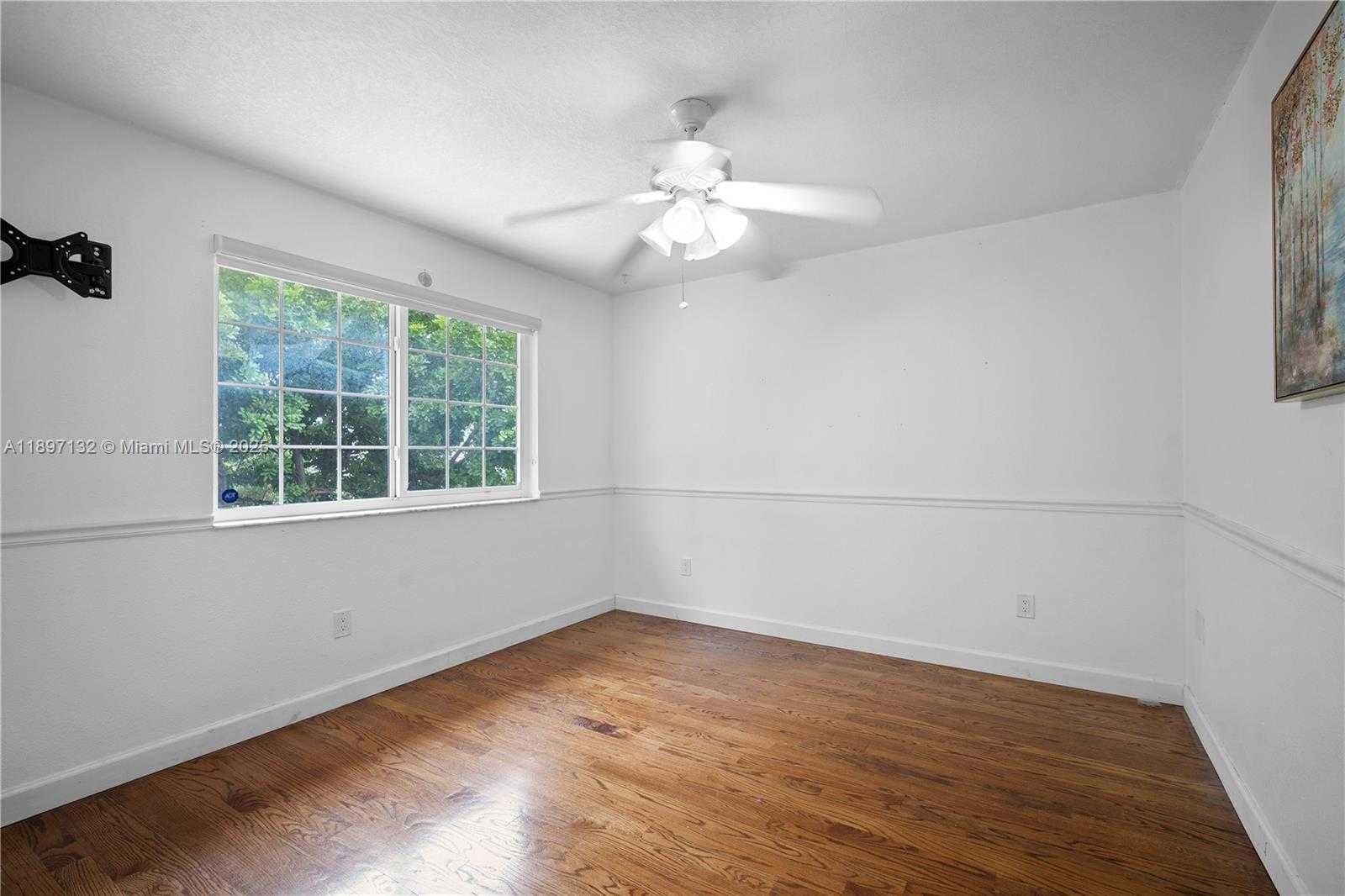 Small Image of 9701 SOUTH WEST 16TH ST, Pembroke Pines Number 34