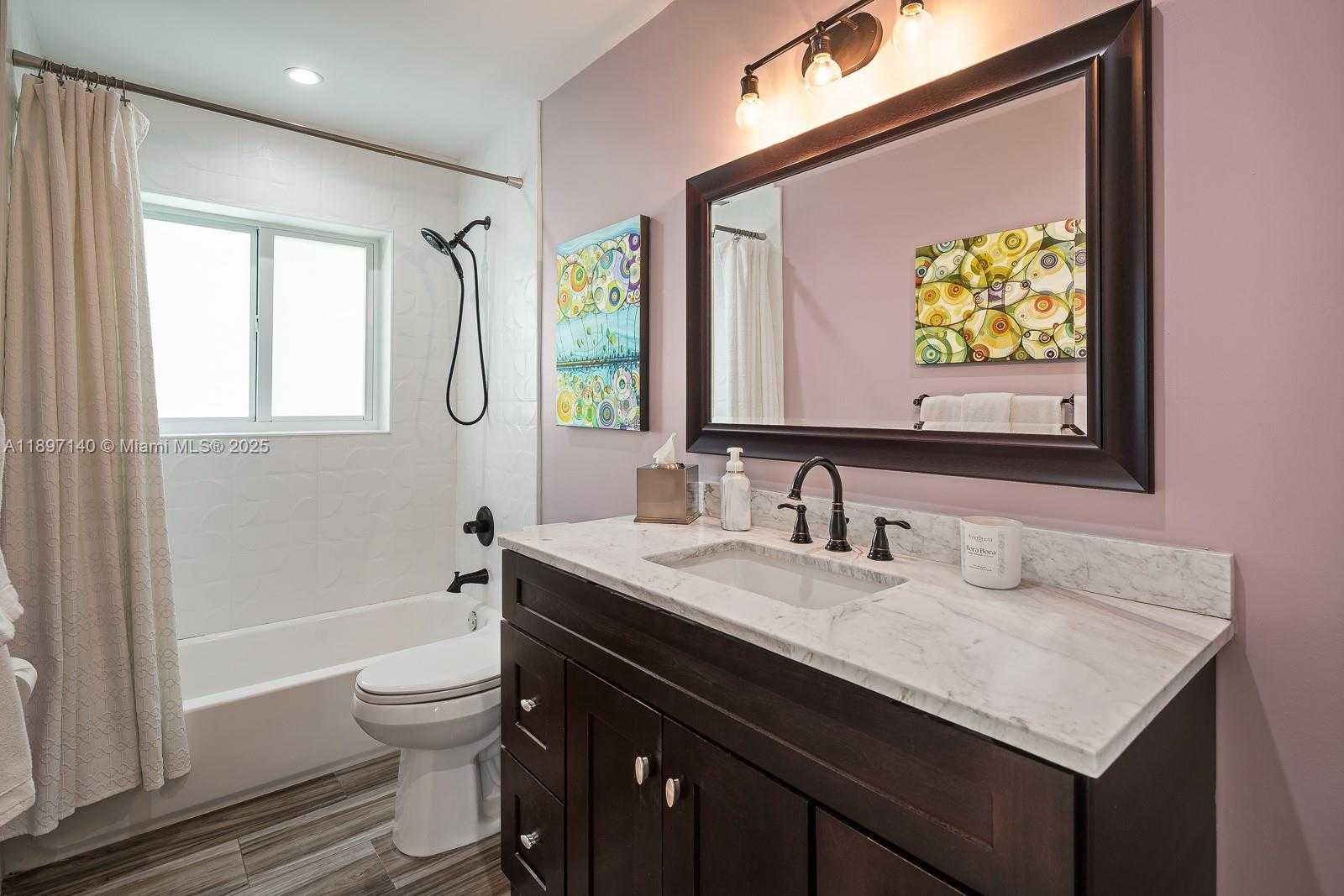 Small Image of 6380 SOUTH WEST 63RD AVE, South Miami Number 22