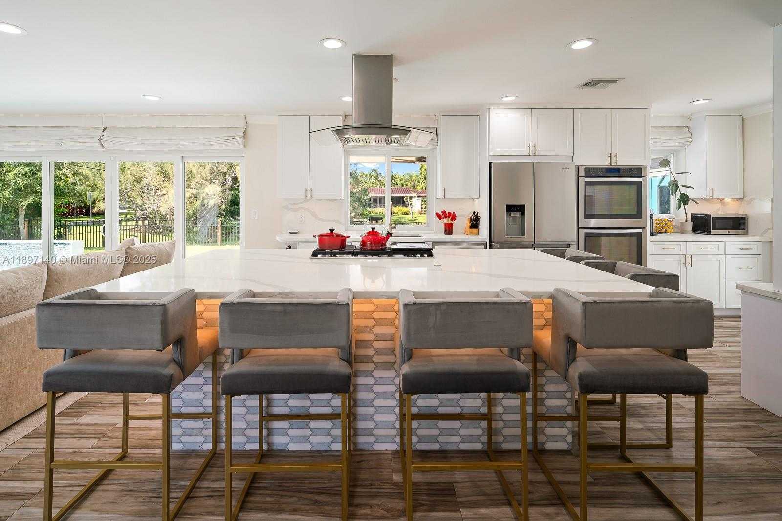 Small Image of 6380 SOUTH WEST 63RD AVE, South Miami Number 7