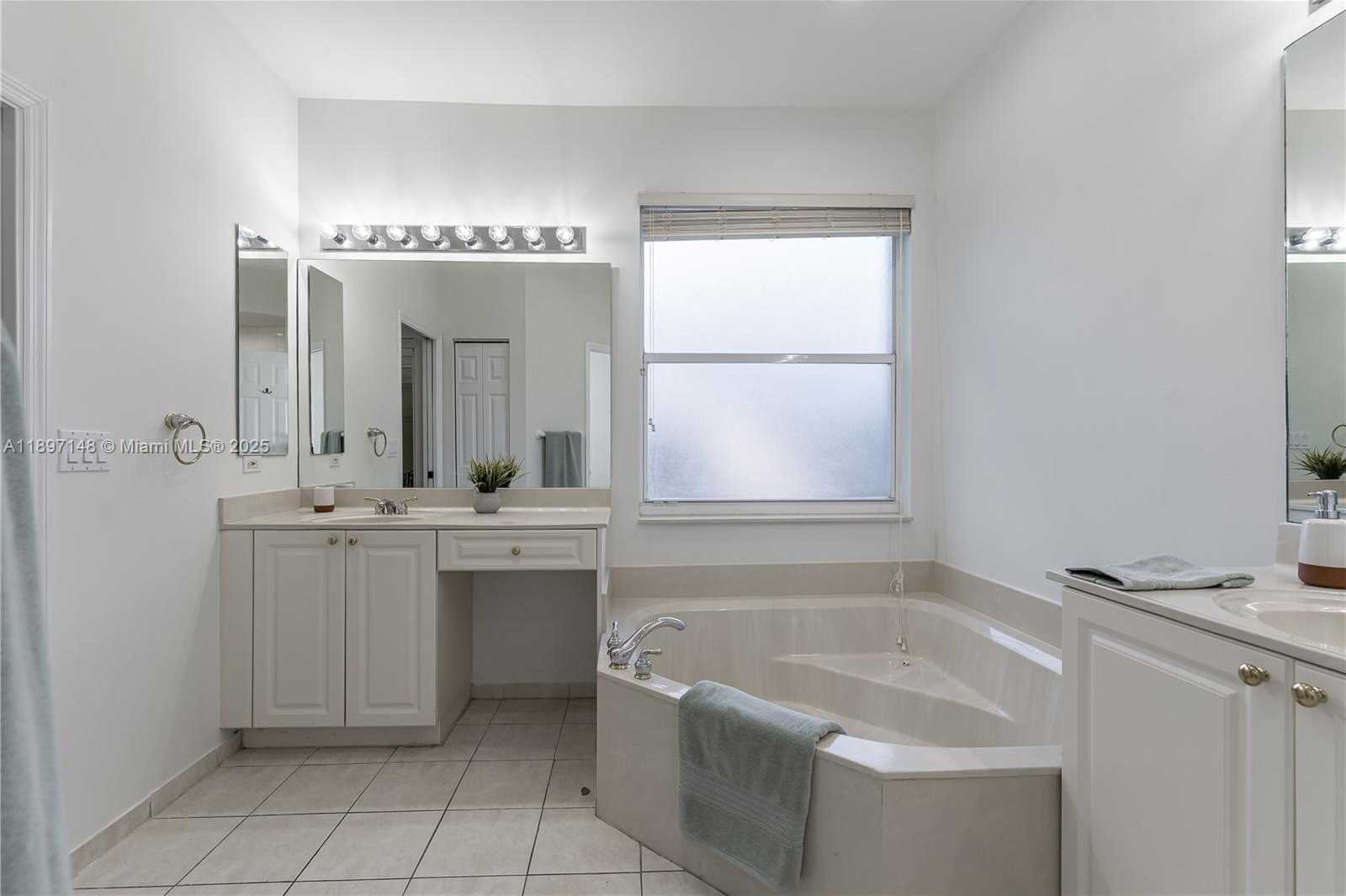 Small Image of 1894 NORTH WEST 141ST AVE, Pembroke Pines Number 20