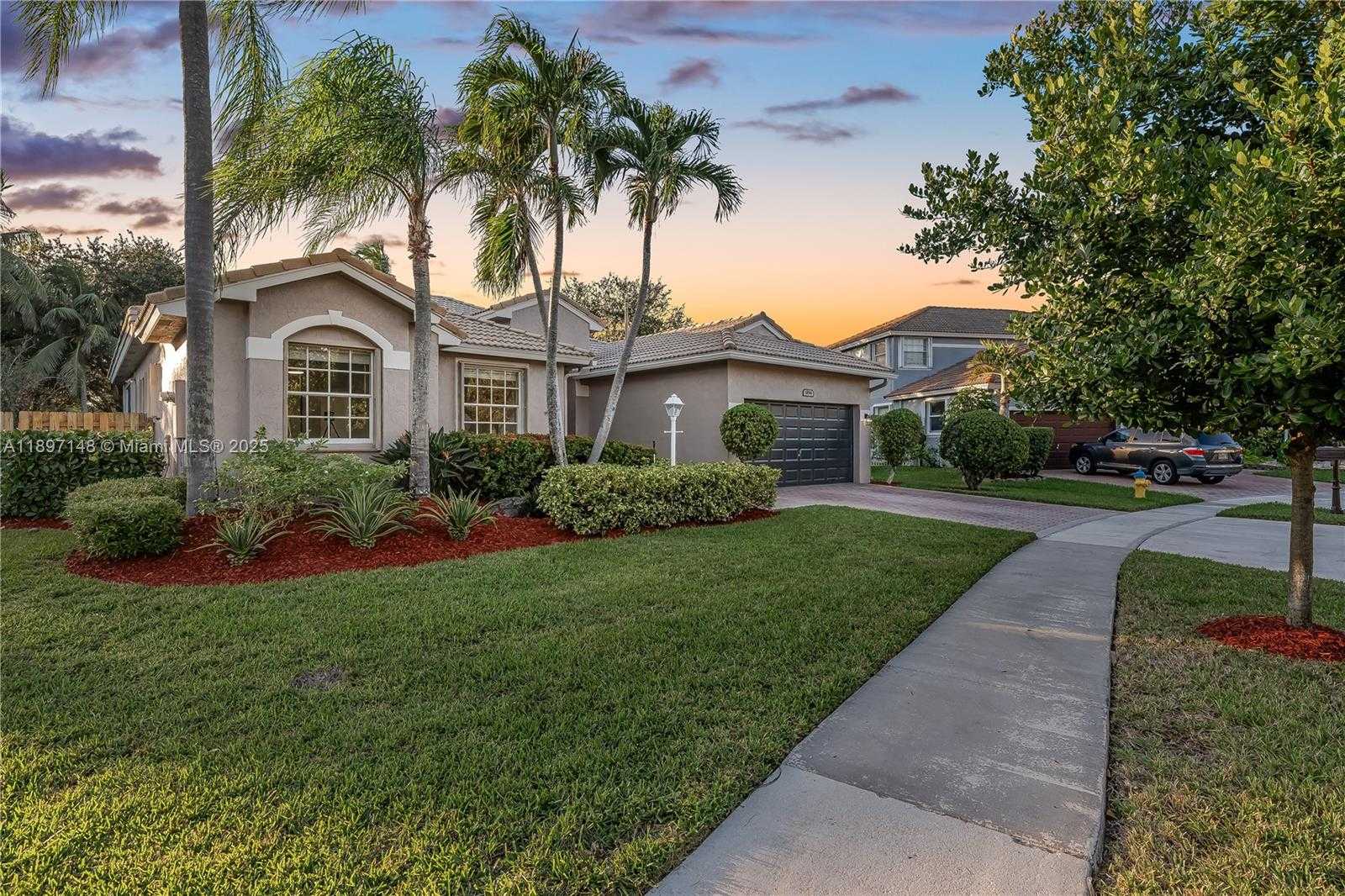 Small Image of 1894 NORTH WEST 141ST AVE, Pembroke Pines Number 42