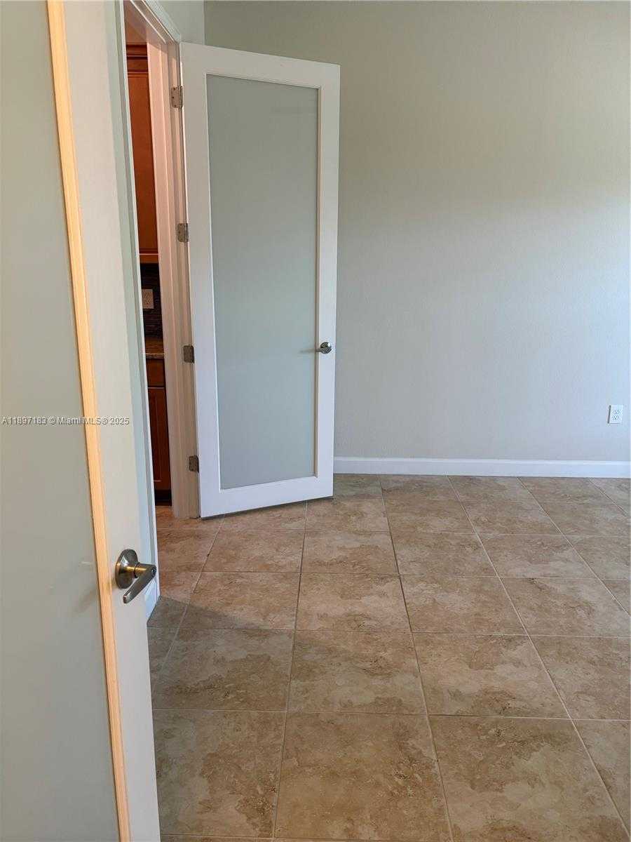 Small Image of 3074 WHITE HORSE CT, Kissimmee Number 13