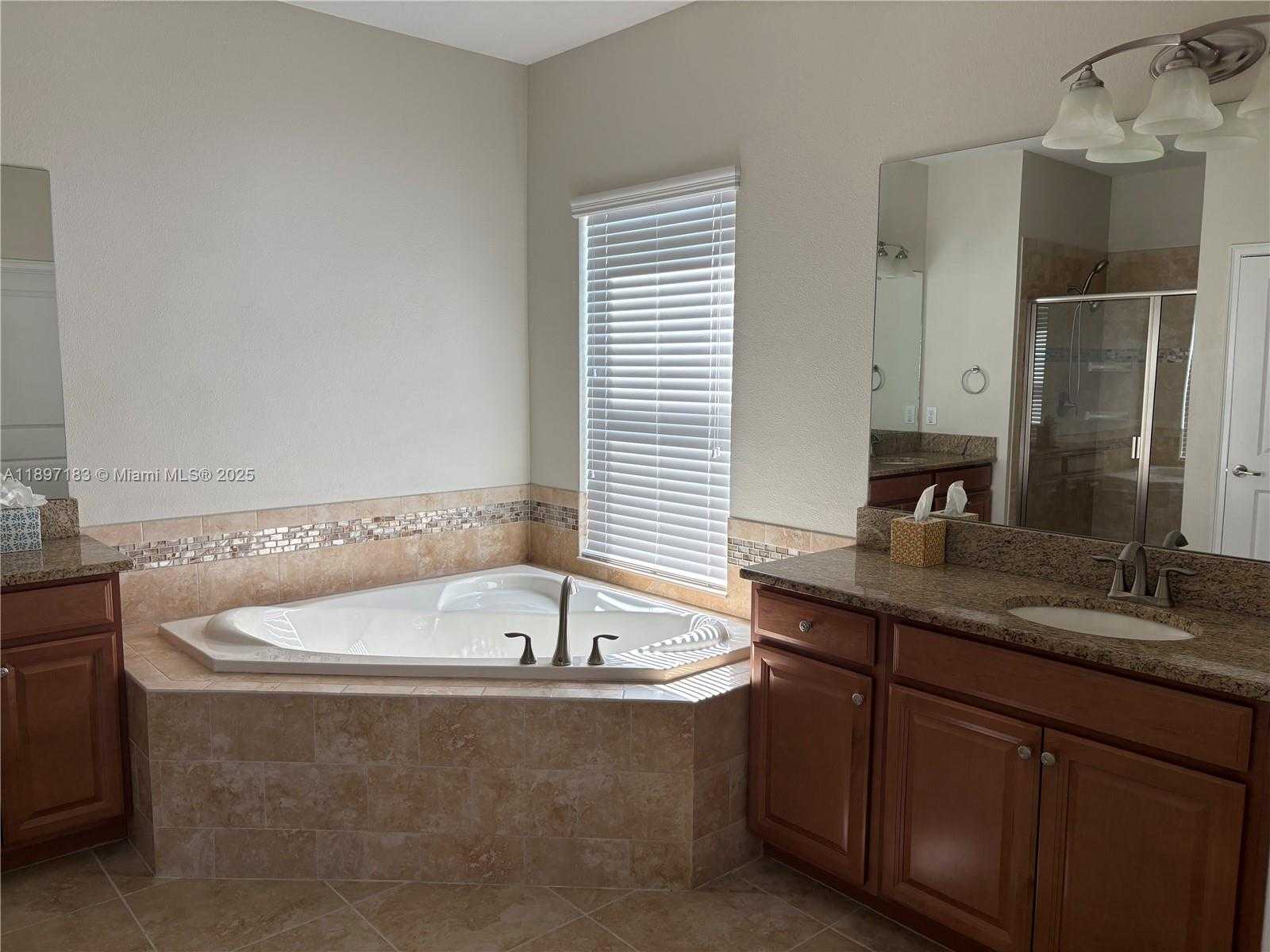 Small Image of 3074 WHITE HORSE CT, Kissimmee Number 22